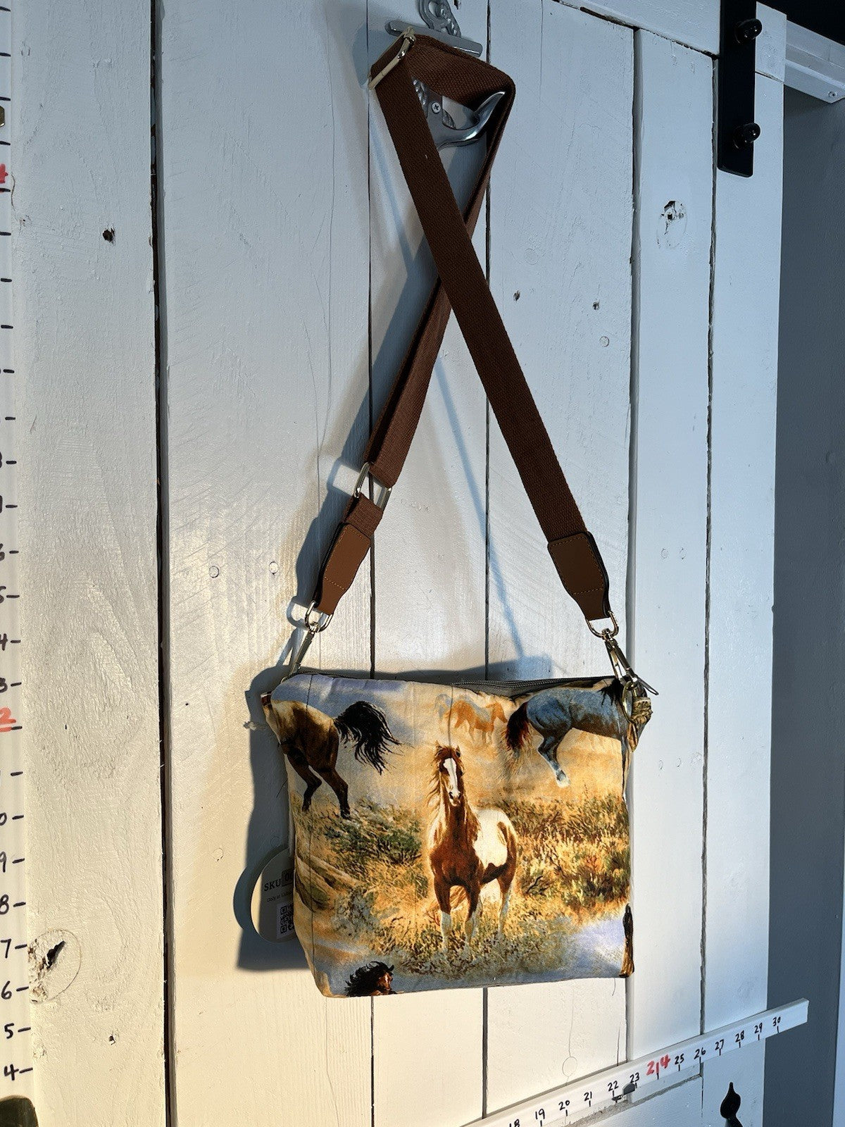 Handmade 11” Light Cotton Handbag With Horse Print Side Pocket 0058